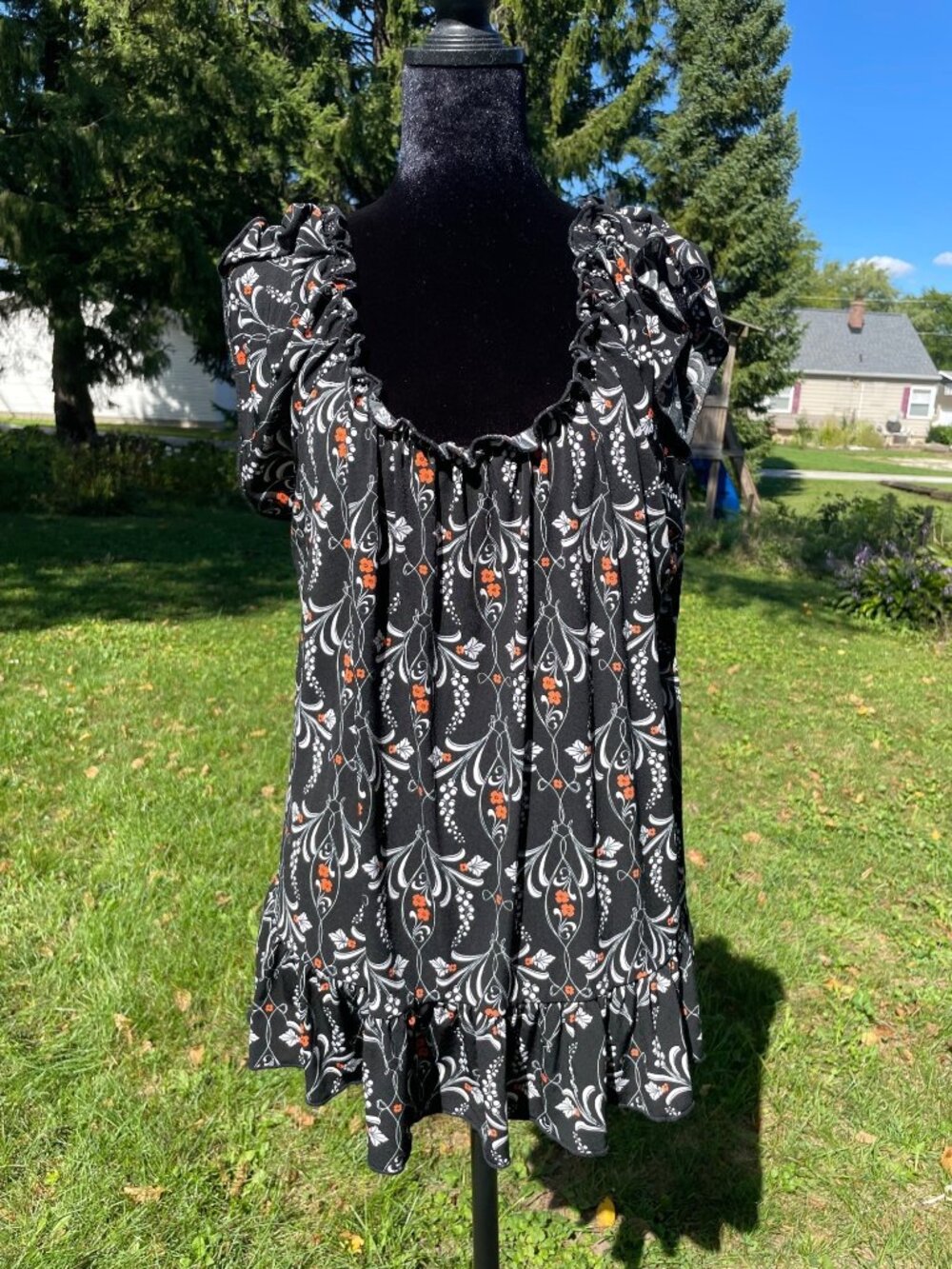 Vintage Y2K Sushi Flower Top Goth Ruffle 1X Slinky Witchy Halloween Orange Black